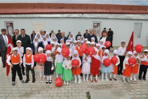 Elazığ'da Önemli Ziyaret: Devlet Yetkilileri Ahıska Türklerini Bayramda Yalnız Bırakmadı