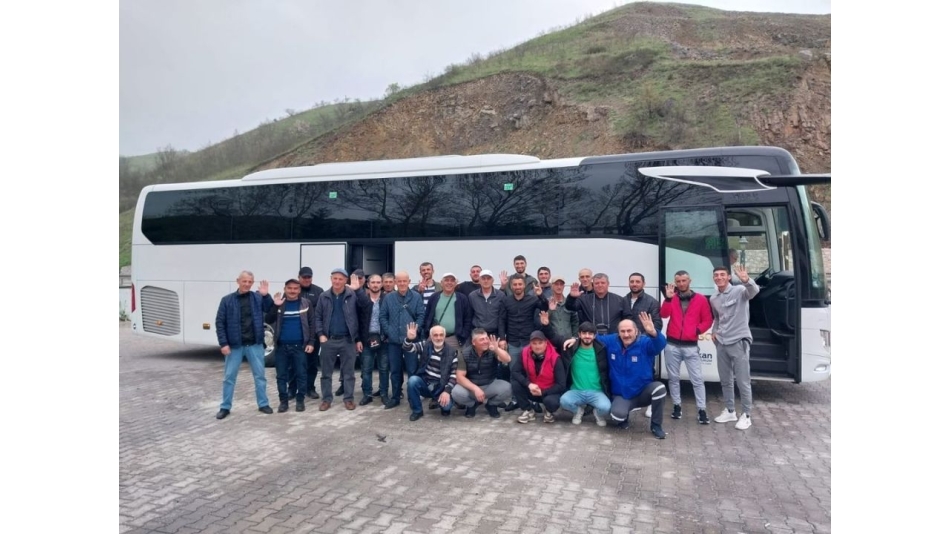 Polonya'da çalışan Ahıskalı Türkler oy kullanmak için memlekete döndü