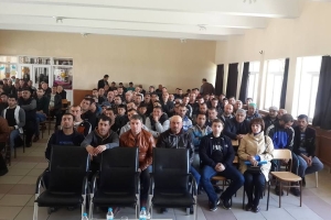 Erzincan'a Gelen Ailelerle Uyum Sürecinde Yaşanacaklarla İlgili Toplantı Yapıldı