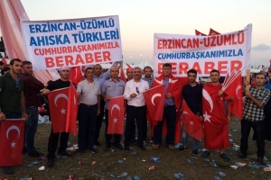 Ahıska Türkleri, Demokrasi ve Şehitler Mitingine Katıldı