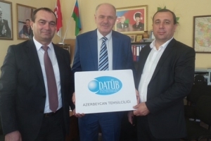 ​DATÜB Başkan Yardımcısı Sadyr Eibov Azerbaycan'da yaşayan DATÜB Meclisi üyeleri ile görüştü