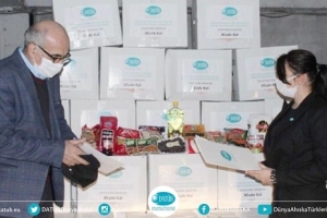 ​DATÜB'ün Gıda Yardımı Kolisi, İstanbul'da İhtiyaç Sahibi Ahıska Türkü Ailelere Ulaştı