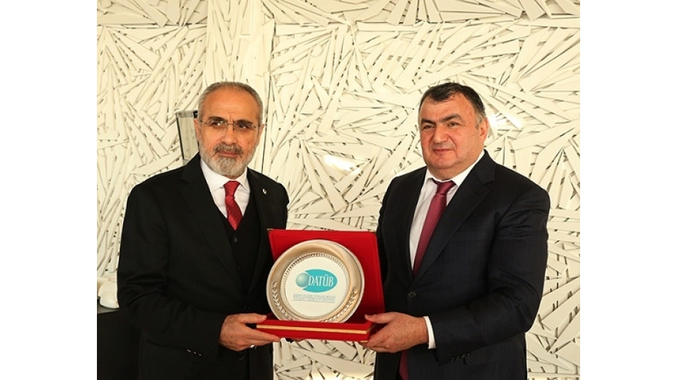 Cumhurbaşkanı Başdanışmanı Yalçın Topçu DATÜB Başkanıyla Kazakistan'da bir araya geldi