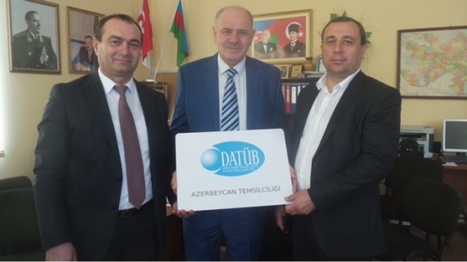 ​DATÜB Başkan Yardımcısı Sadyr Eibov Azerbaycan'da yaşayan DATÜB Meclisi üyeleri ile görüştü