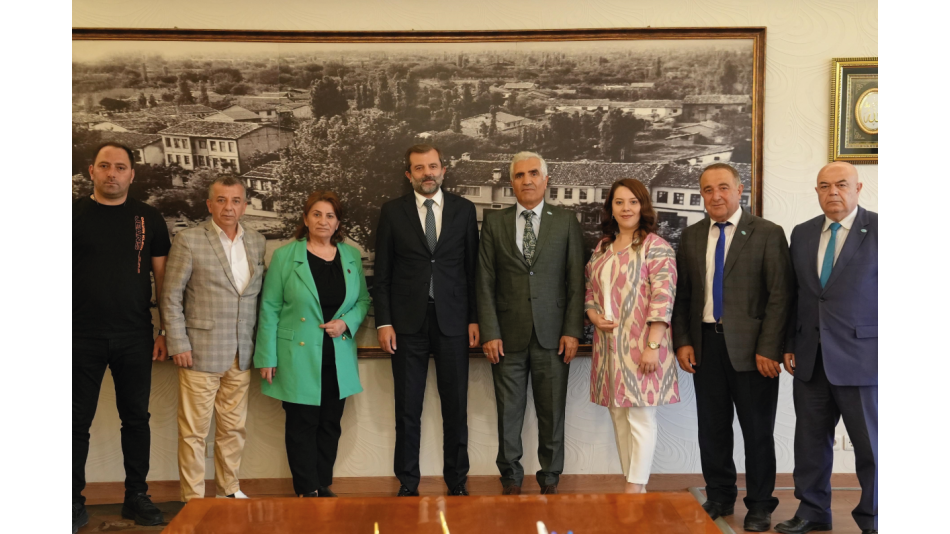 DATÜB Heyeti, Gürsü Belediye Başkanı Mustafa Işık'ı Ziyaret Etti 